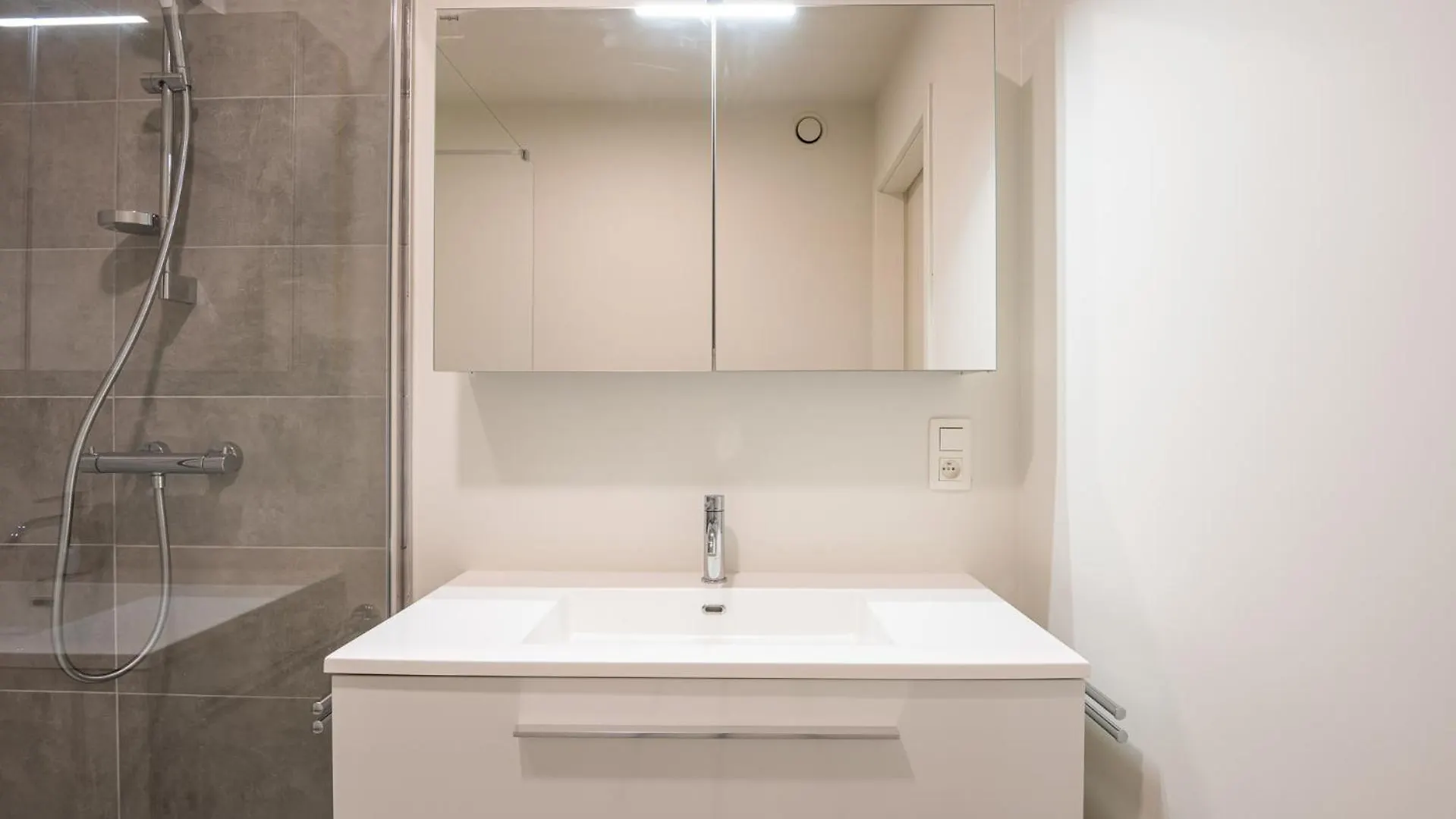 Brand New Apartment In The City Centre Near The Beach Ostend
