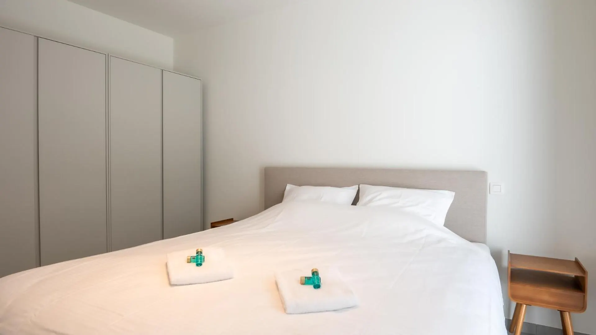 Brand New Apartment In The City Centre Near The Beach Oostende 0*,
